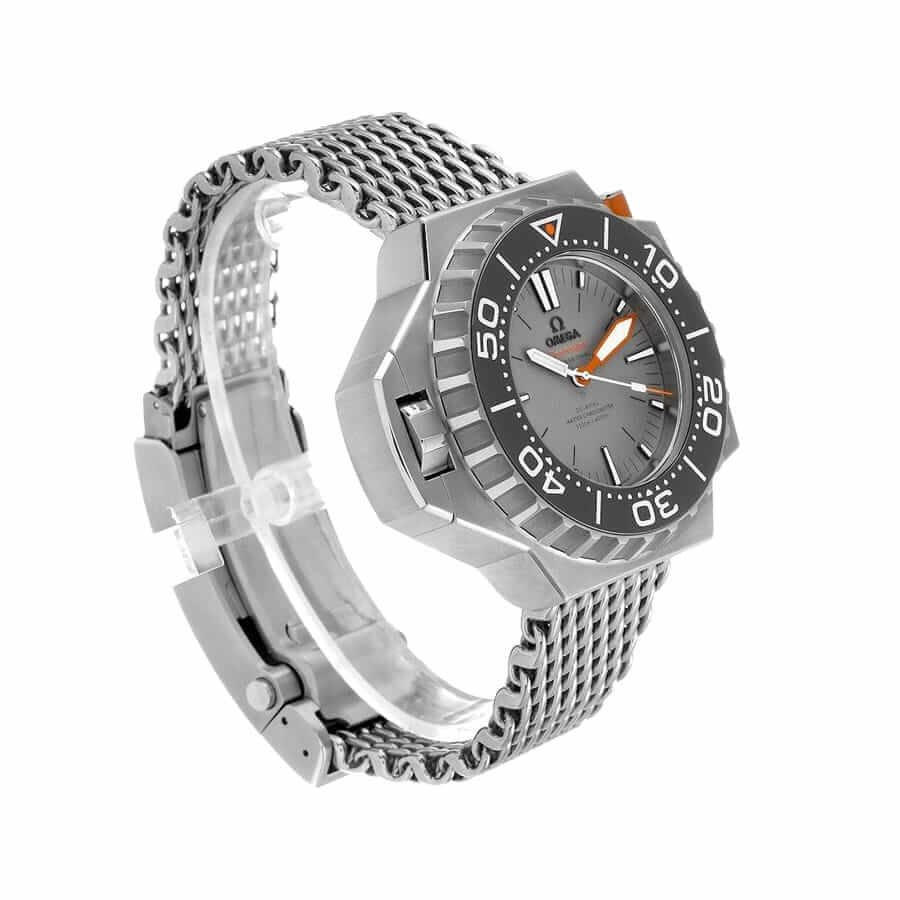 omega-seamaster-ploprof-1200m-titanium-227-90-55-21-99-001-grey-dial-3.jpg