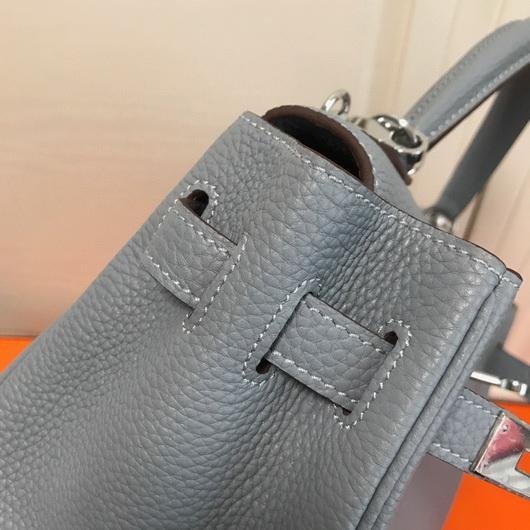 Our Factory offer best Designer HIGH quality replica handbags in cheaper price! Up to 70% discount now. Quality Guarantee! Fast Shipping Worldwide